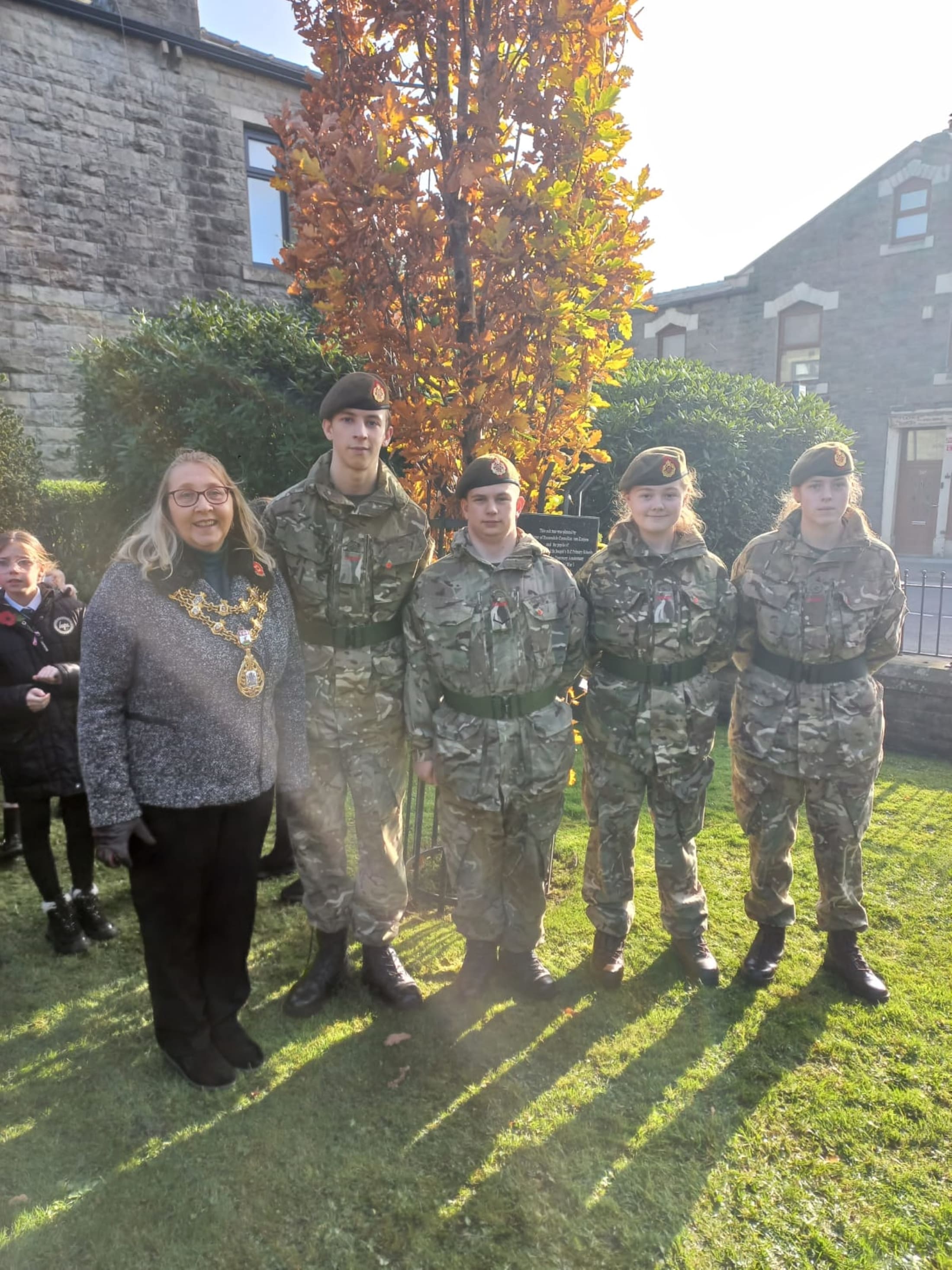 Dec24 - Remembrance mayor and cadets min