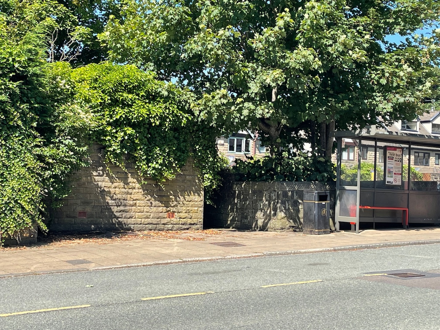 public loo in edenfield